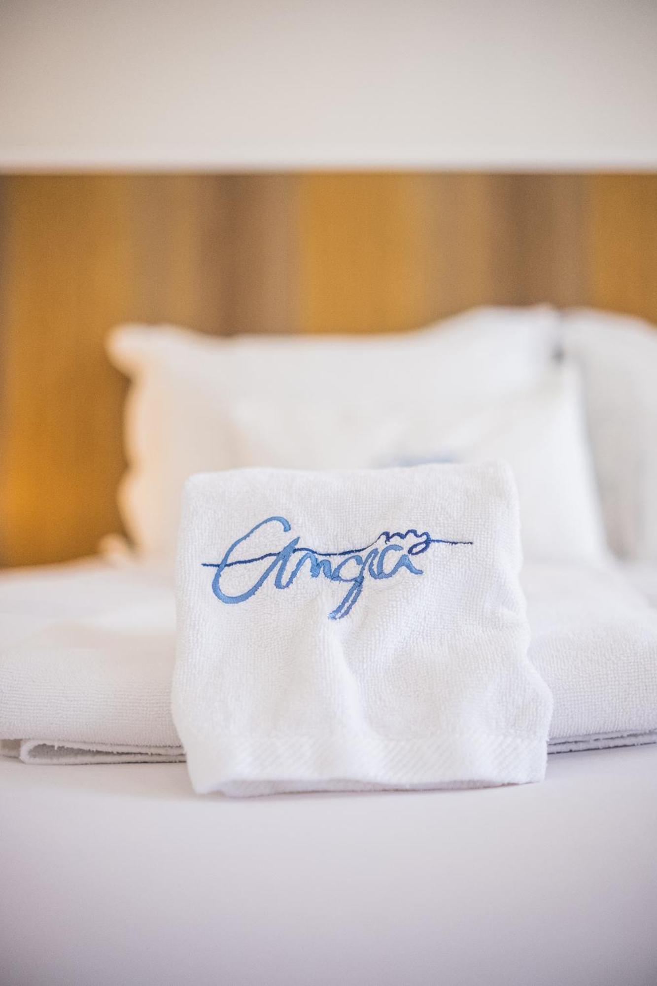 ホテル My Angra Charming House アングラ・ド・エロイーズモ エクステリア 写真